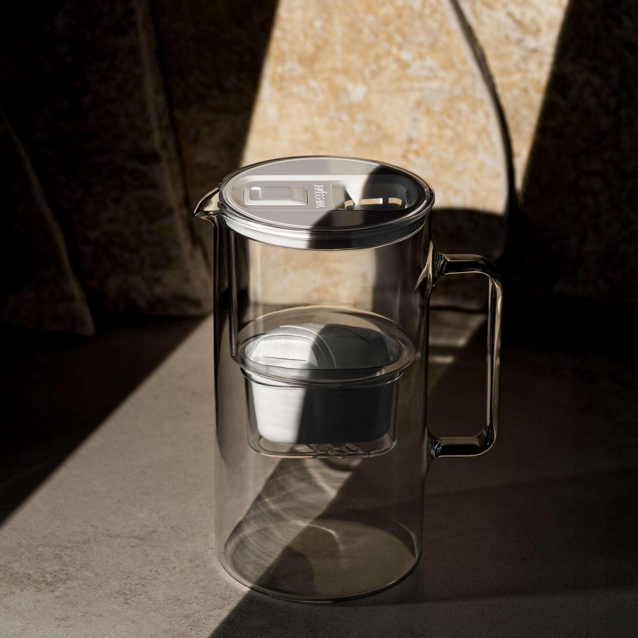 Glass filter jug Wessper D2 BOROSILICATE LED futureflow counter Packaging status original