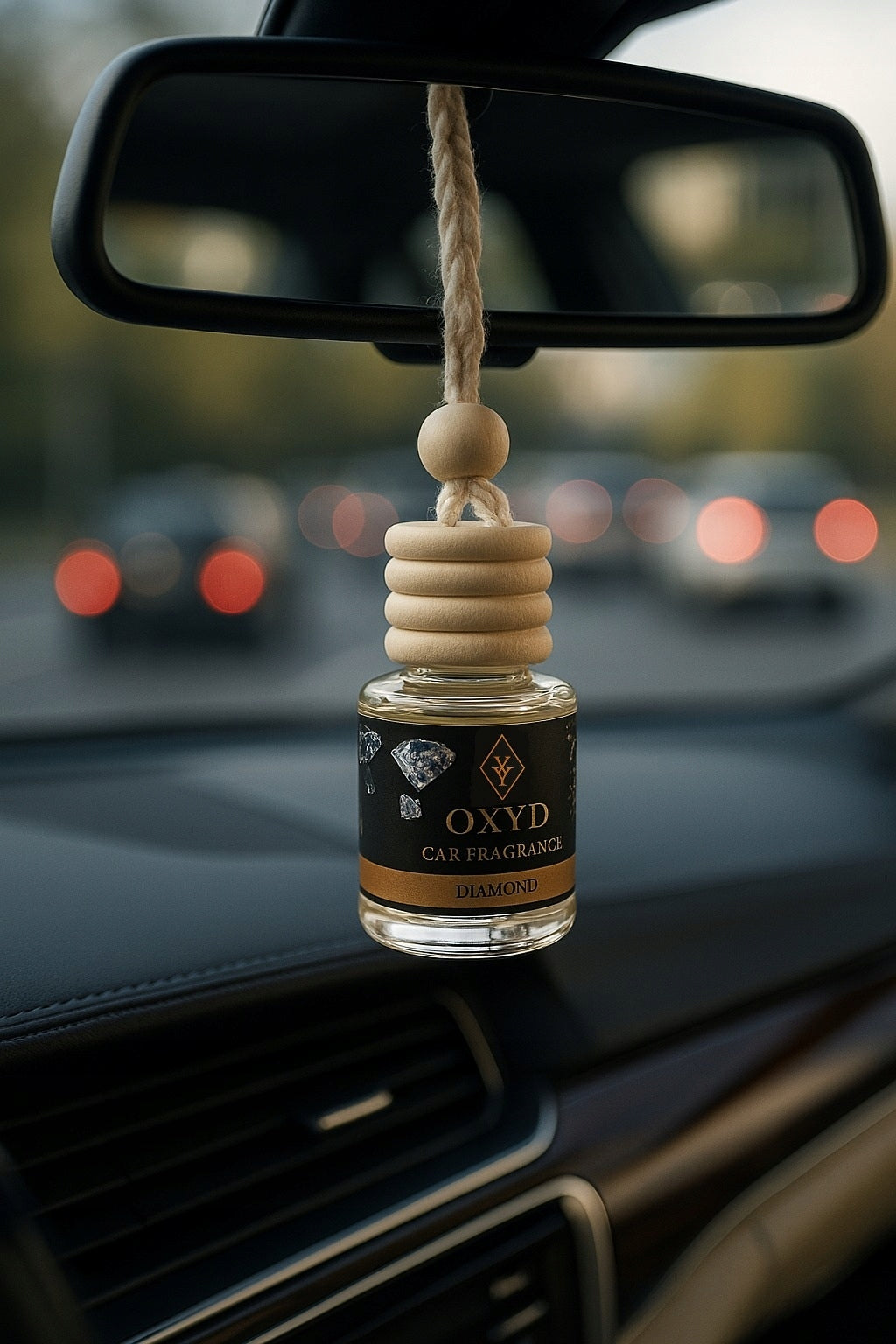 Golden Nish Car Fragrance 8 ml – Luxurious Perfumed Oriental-Wood Packaging status original