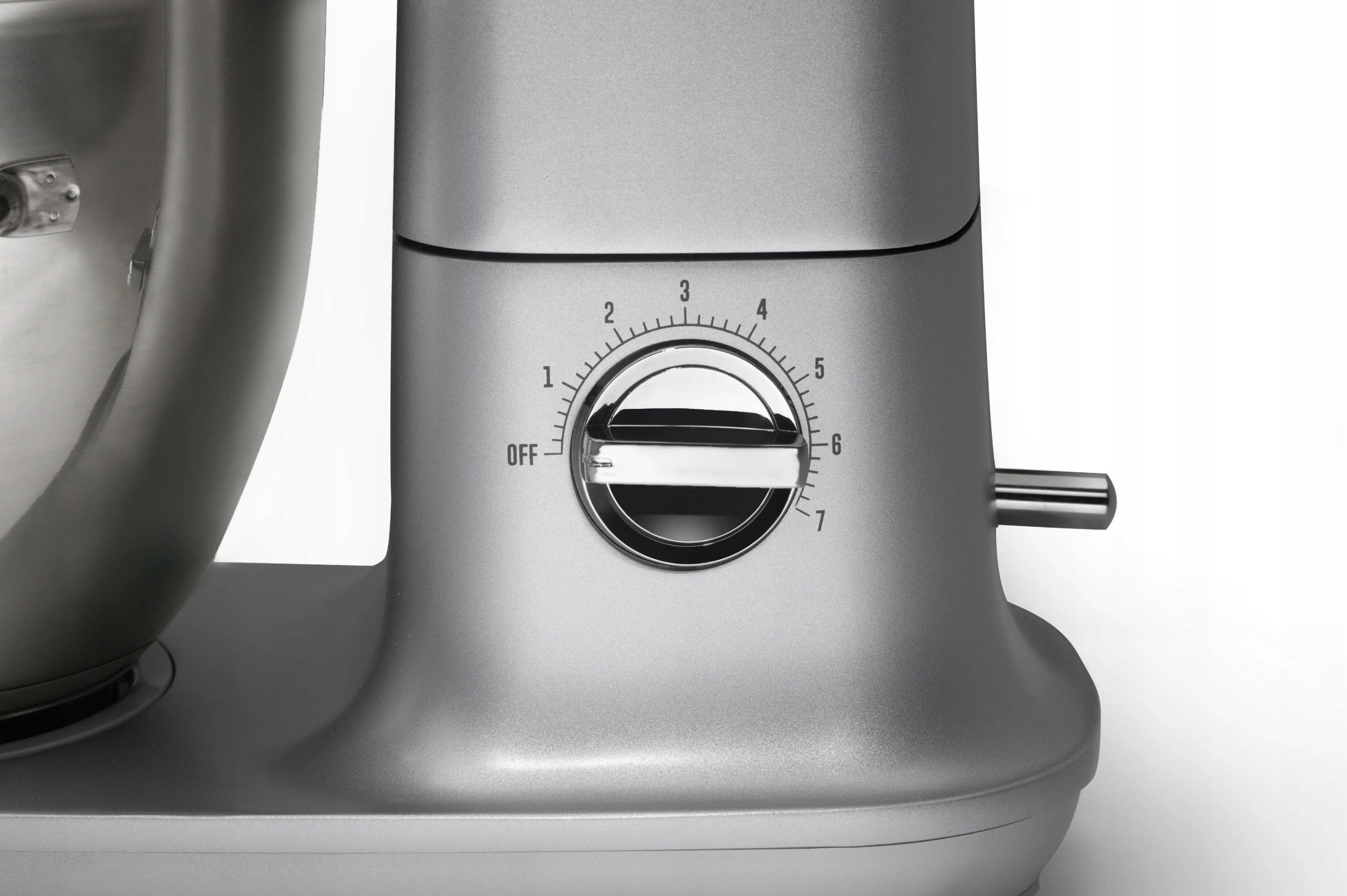 Gorenje MMC1000RLR - Powerful Kitchen Machine in Stainless Steel/Red Power rating 1000 W