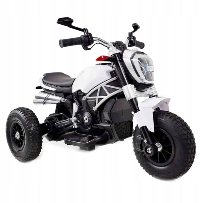 Great motor , pumped wheels , panel, sounds , leather , /1600