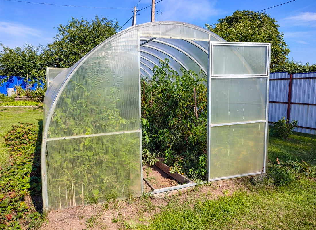 Greenhouse Strong 40x20 polycarbonate 3x3m 4mm Product height 200 cm