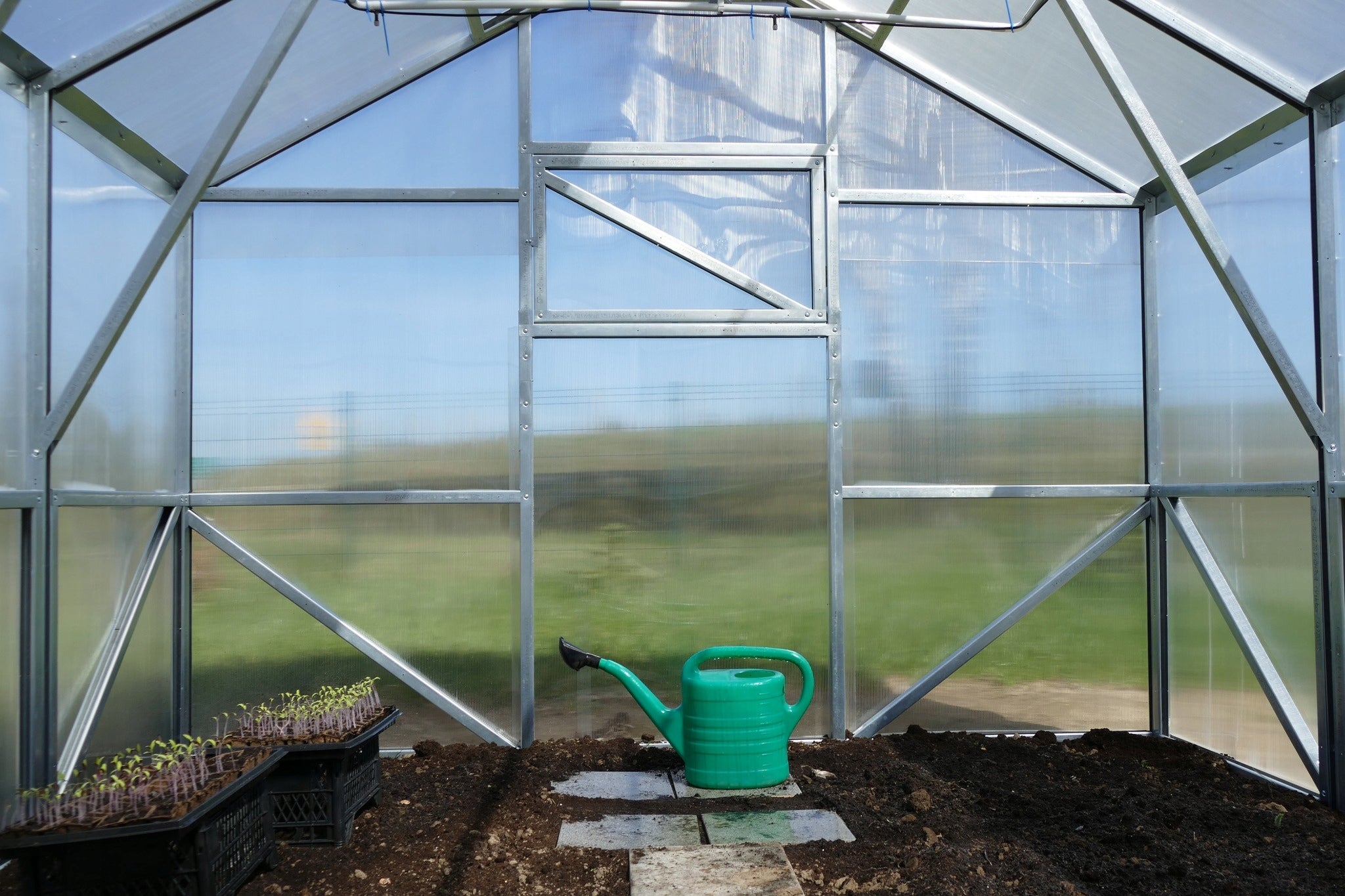 Greenhouse house made of polycarbonate 3x6 m PW 6 mm Strong profiles Steel Victoria Length 6 m