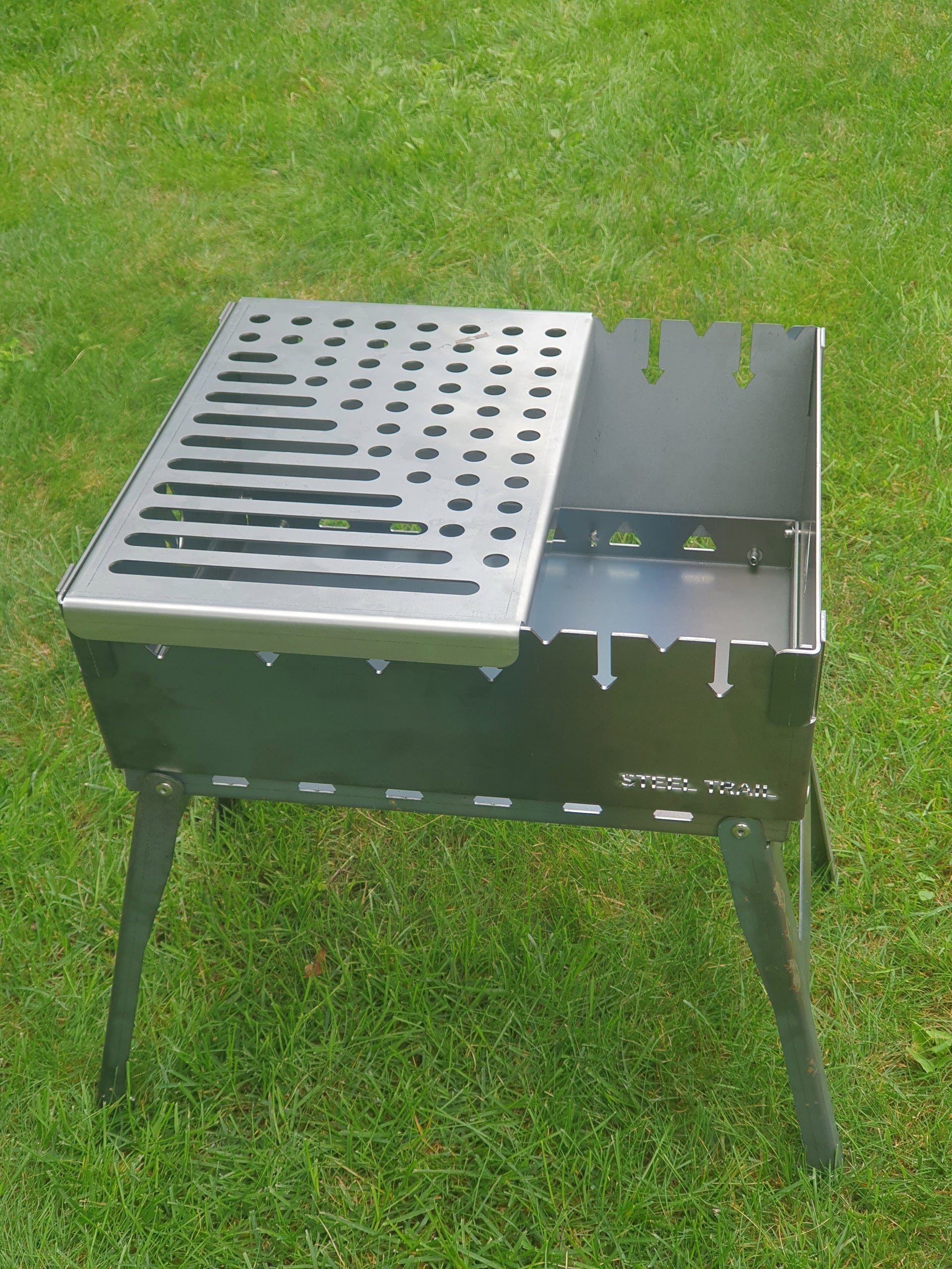 Grill Mangal Folding Suitcase - Strong 2mm Steel for 6/5 Champagne Grill depth 15.5 cm