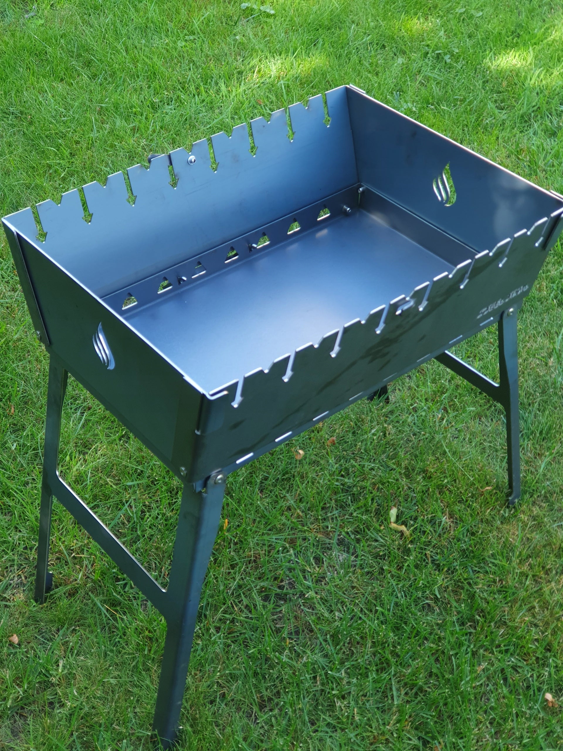 Grill Mangal Folding Suitcase - Strong 2mm Steel for 8/7 Champagne Grate length 46 cm