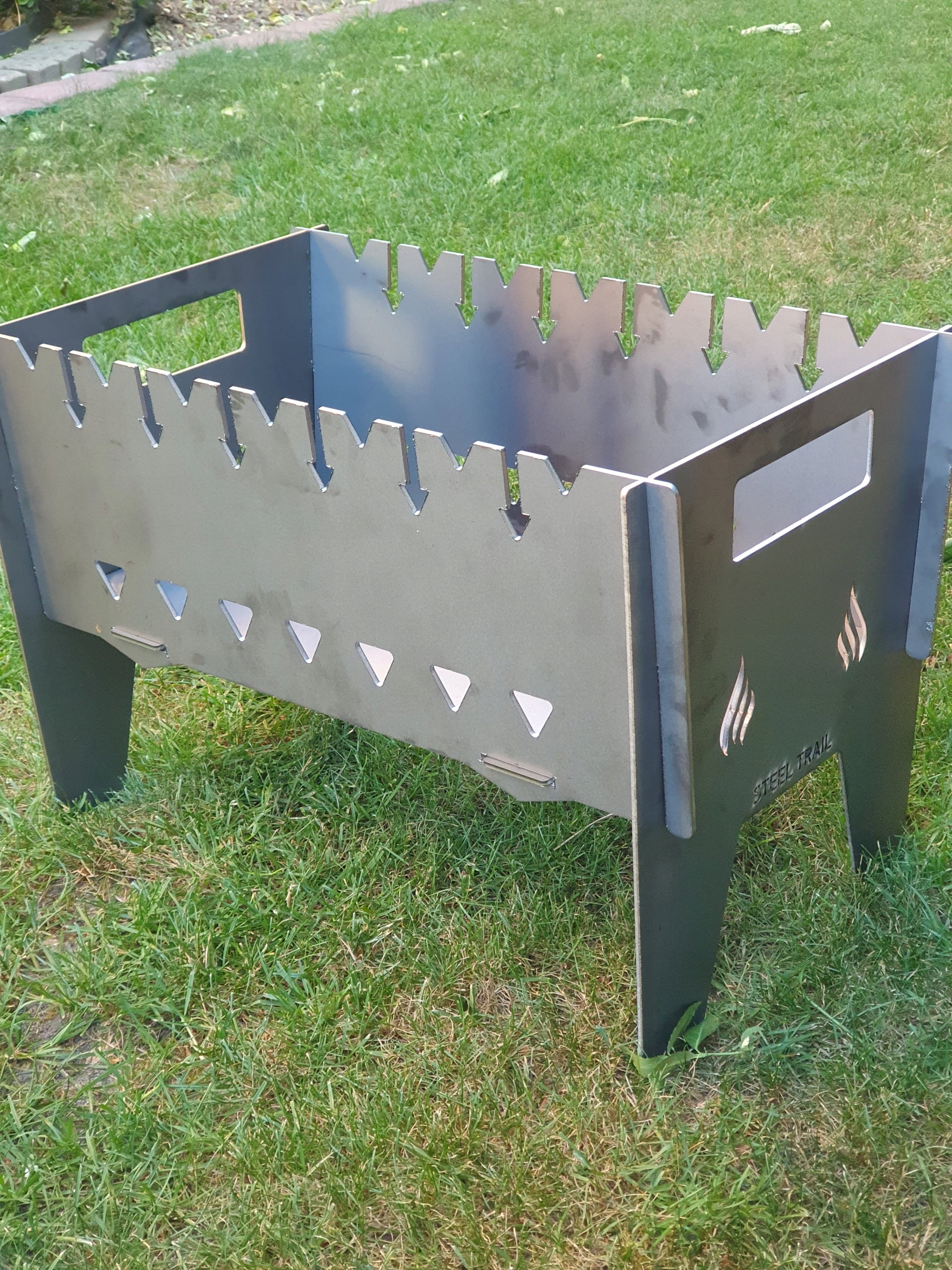 Grill Mangal folding - hearth - steel 3 mm - for 7 champagne
