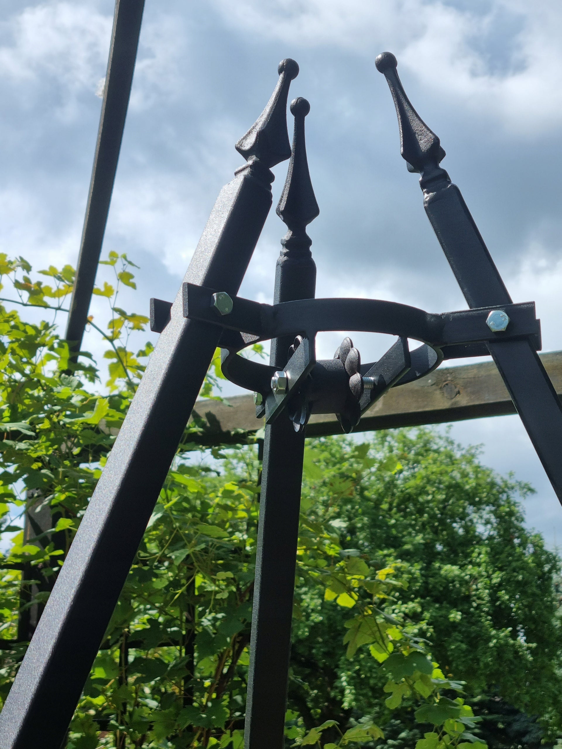 Grille Tripod Straight Rack for grate from 100cm with crank