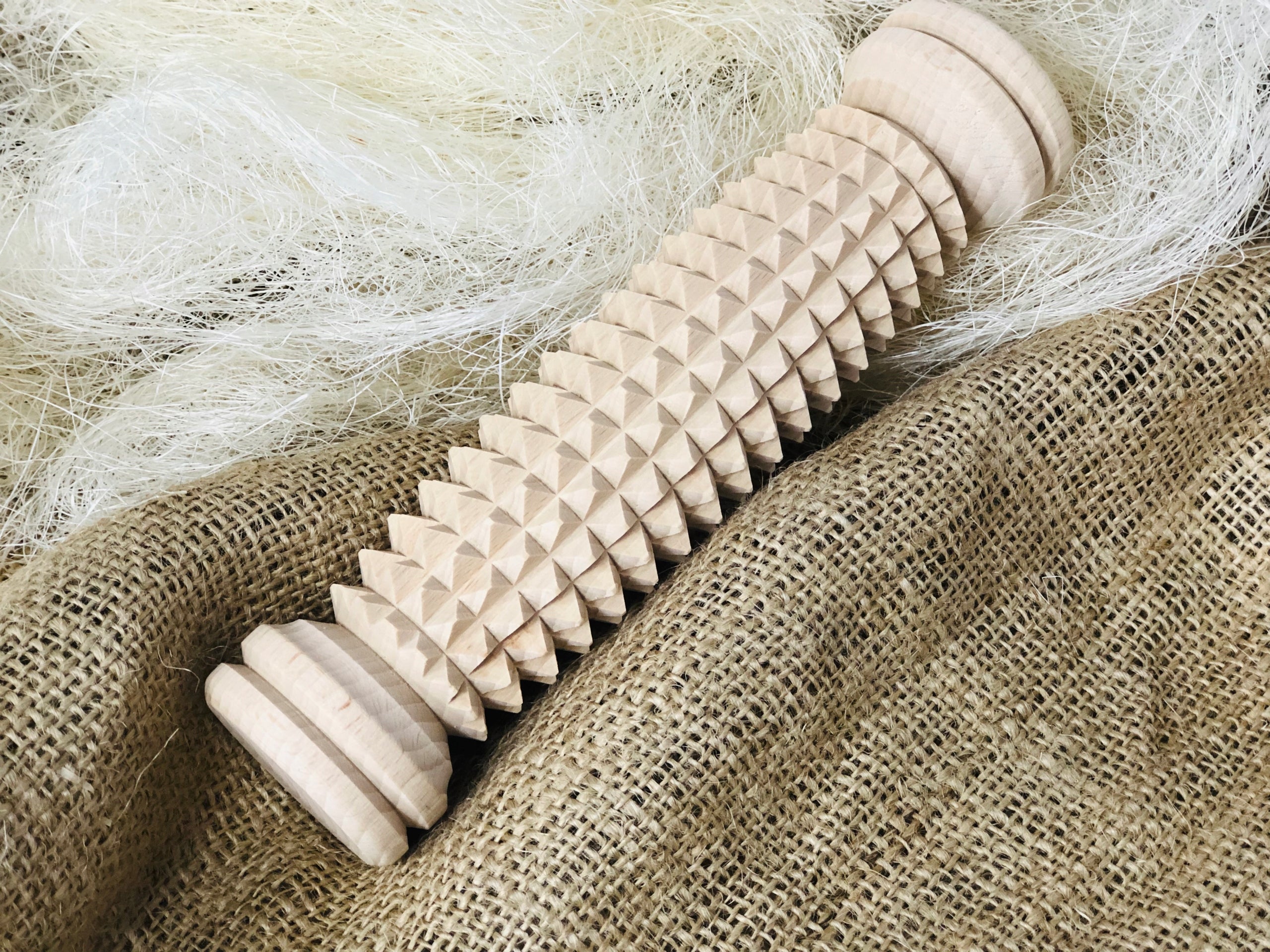 HAND FOOT MASSAGER WOODEN BODY MUSCLE MASSAGE EAN (GTIN) 5905523842302