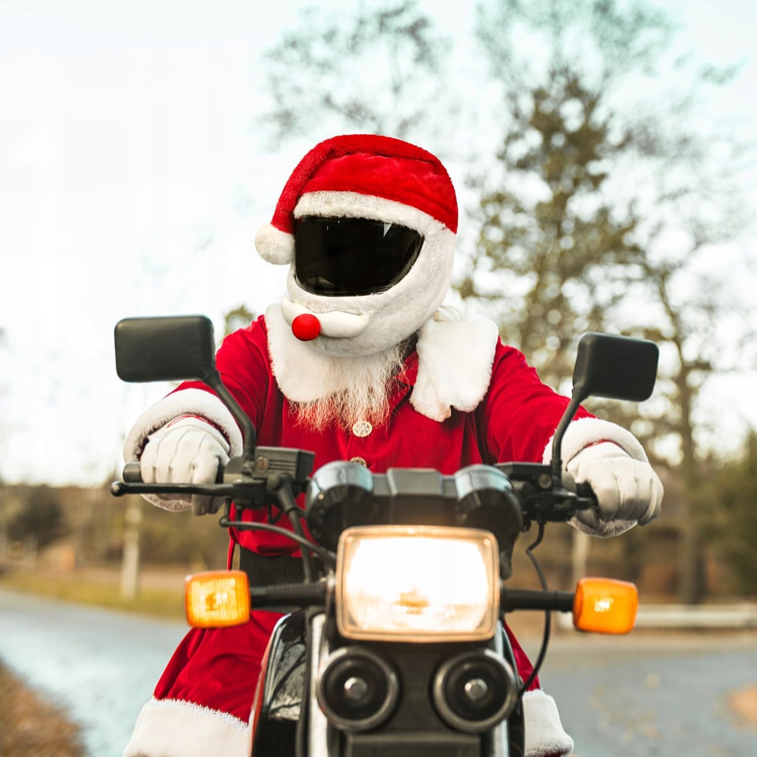 HAT, HAT SANTA CLAUS HELMET COVER FOR MOTORCYCLE HAT WITH POMPOM EAN (GTIN) 0737041403346