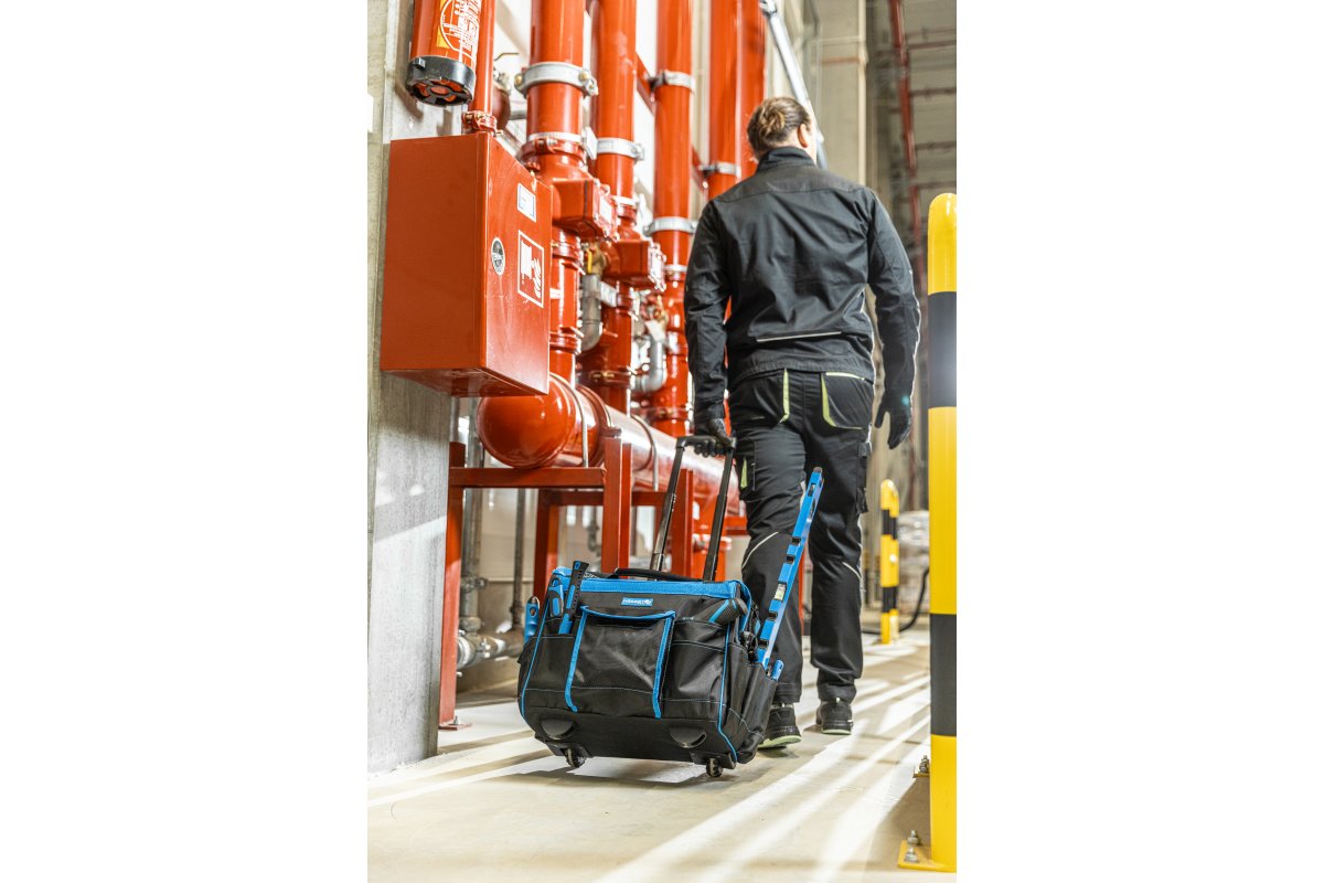 HOEGERT ASSEMBLY BAG ON WHEELS 44x25x41cm 1680D 10 POCKETS HT7G216 Manufacturer code HT7G216