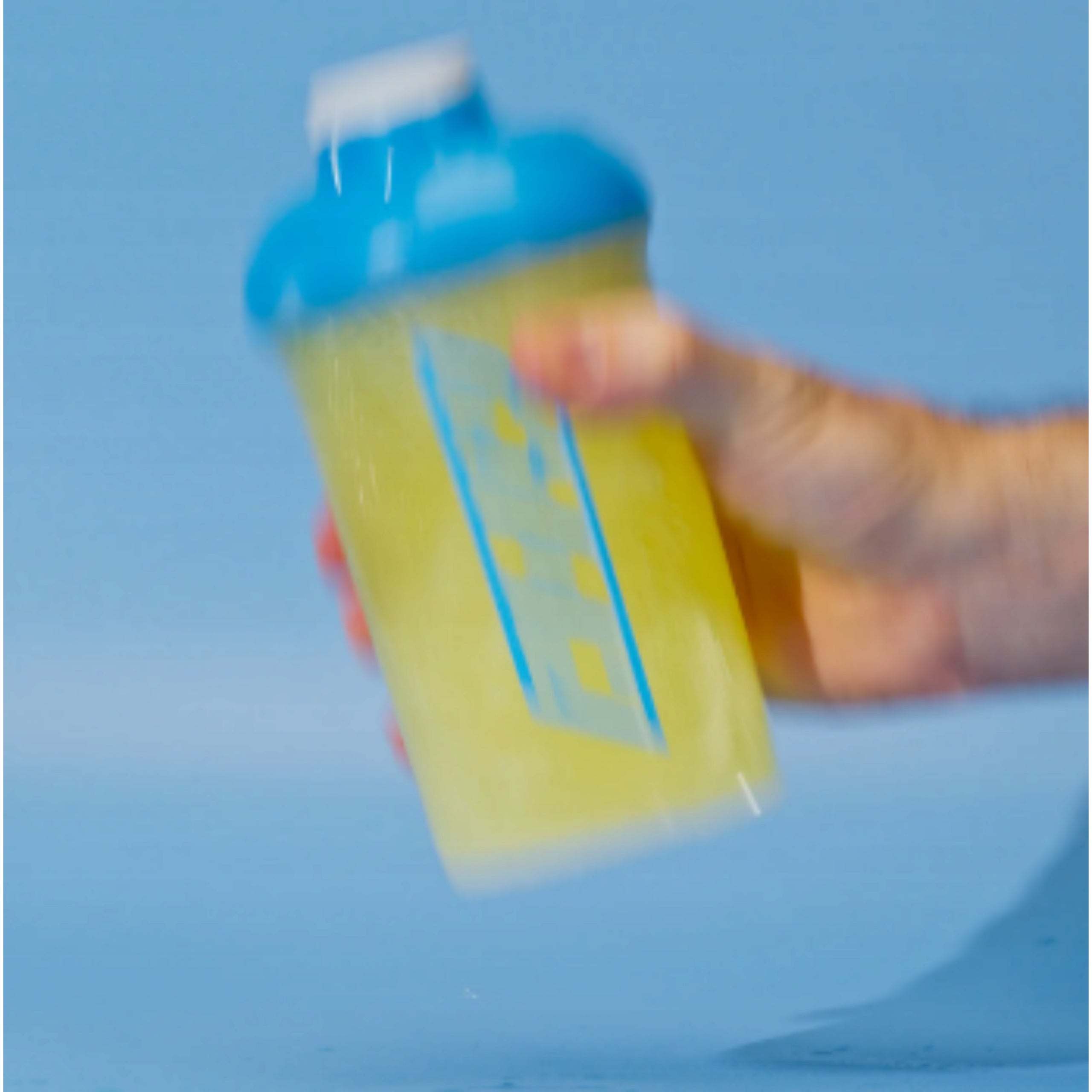 HOLY shaker water bottle for powder drinks 500ml sports bottle Manufacturer code 4260715296877
