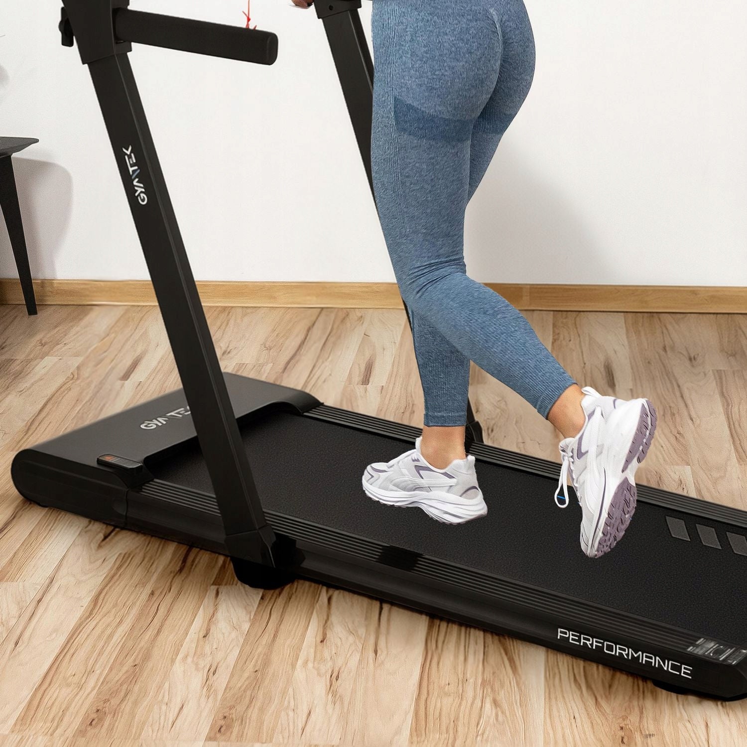 HOME ELECTRIC TREADMILL FOLDING MAGNETIC RUNNING XT700 GYMTEK Maximum user weight 135 kg