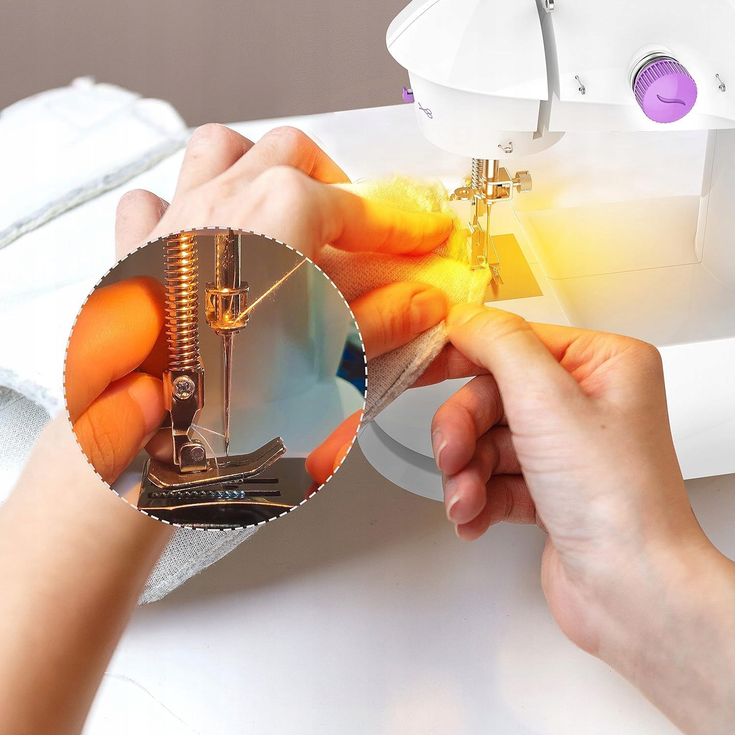 HOME SEWING MACHINE EASY TO USE MINI KIT WITH EXPANSION STATION Material synthetic material