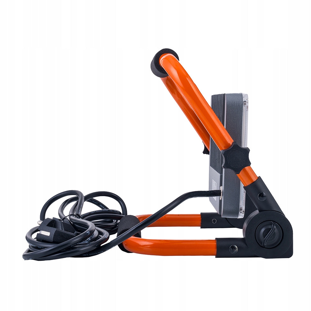 Halogen LED Building 50W 5500lm Holder Portable 230V Cord With Plug Batteries included no