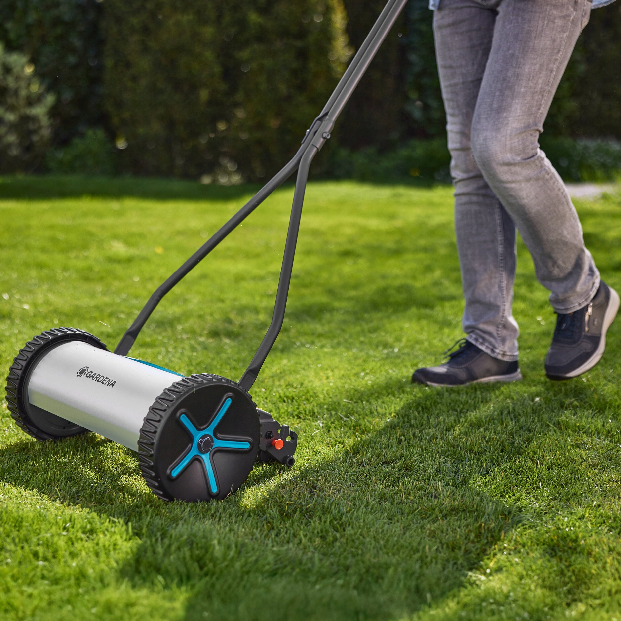 Hand mower GARDENA Comfort 330 11750-20 300mm 4-step adjustment Basket without a basket