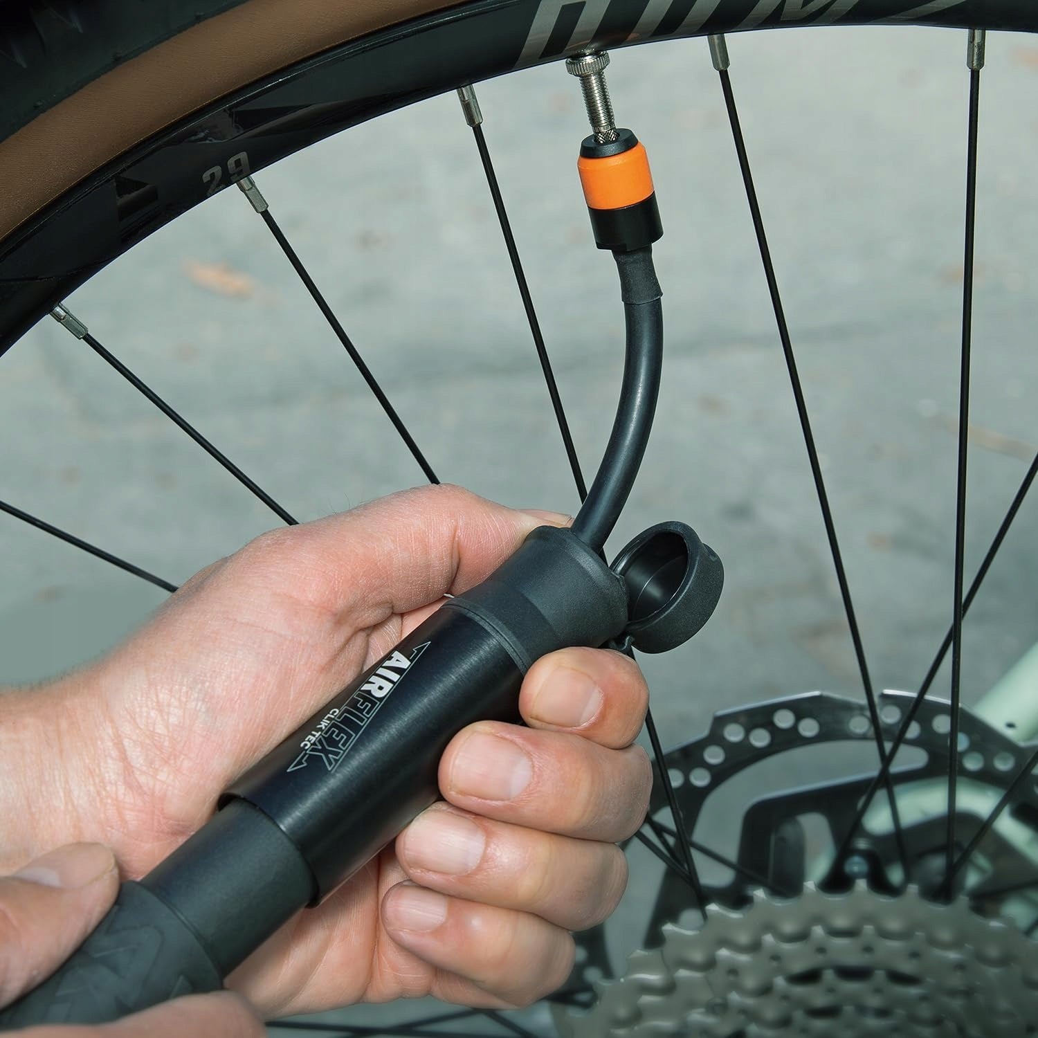 Hand pump SKS Airflex Explorer Clik Tec black