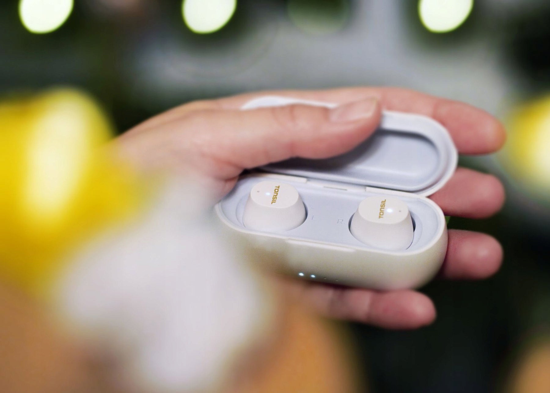Headphones TONSIL T45BT Wireless Bluetooth TWS White BT MIC Powerbank Manufacturer code T45BT