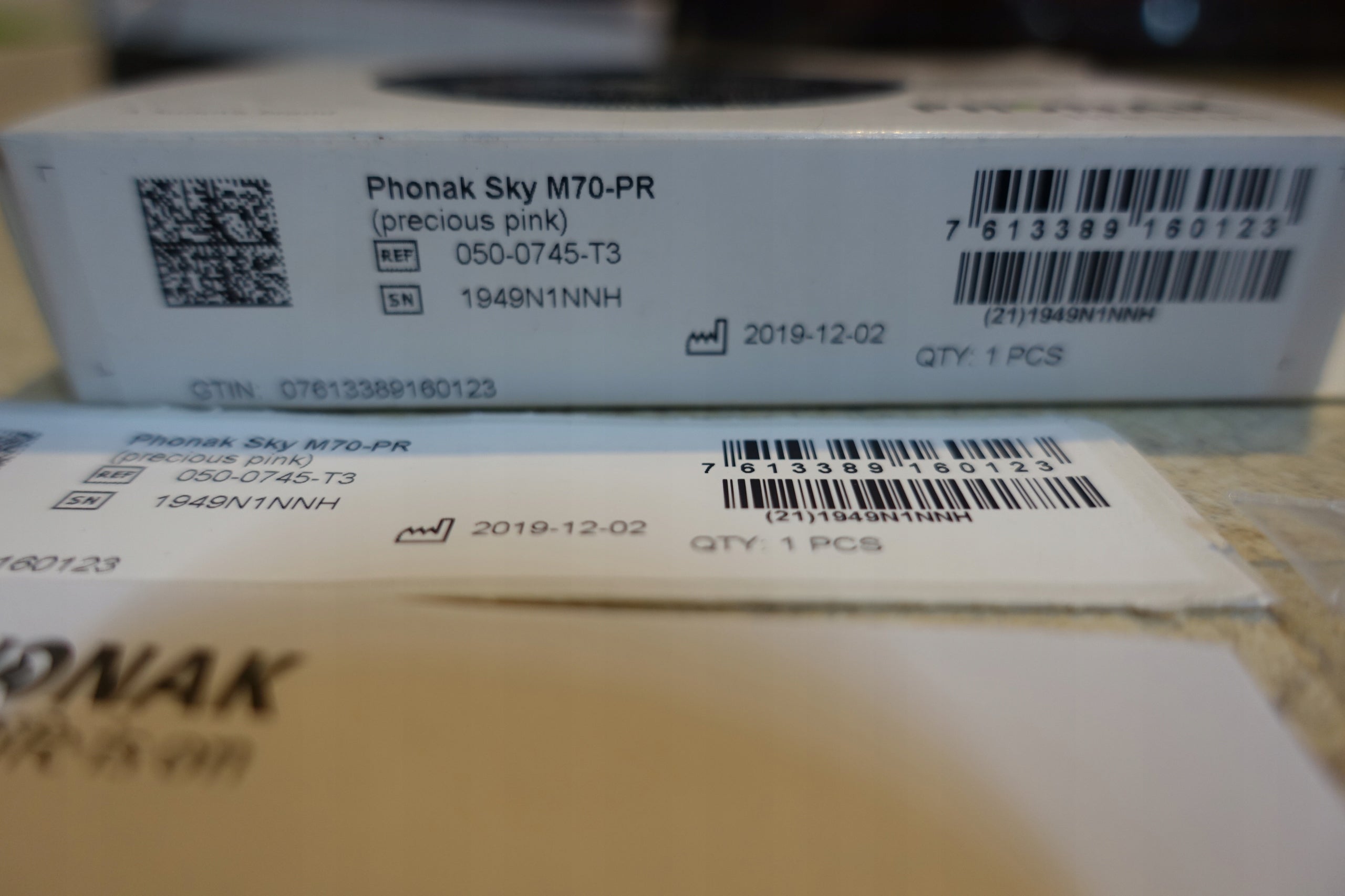 Hearing aid behind-the-ear Phonak Sky M70-PR pink Batteries included no