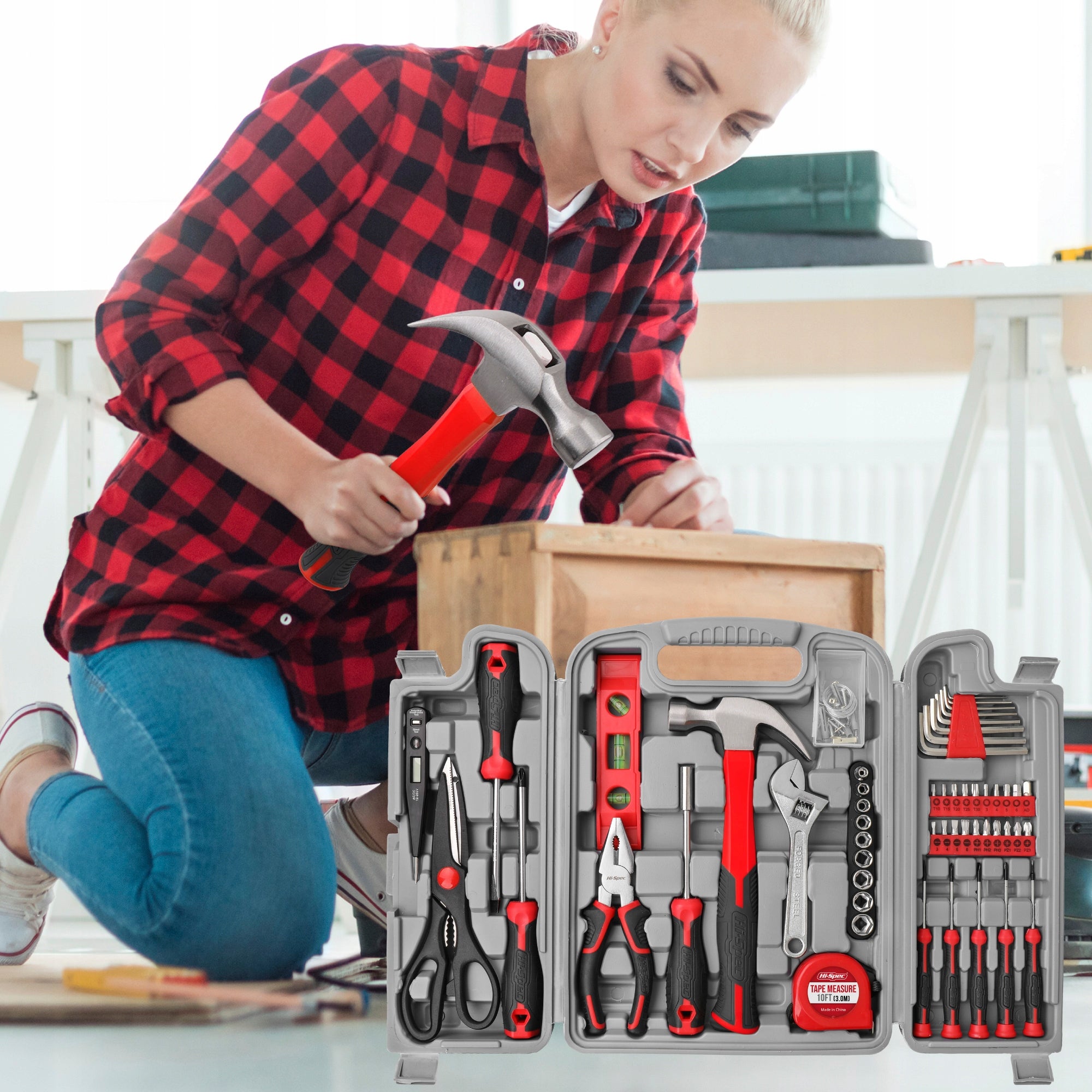Hi-Spec 56pc Red Home DIY Repair Hand Tool Kit Box Set. Household & Garage Packaging status original