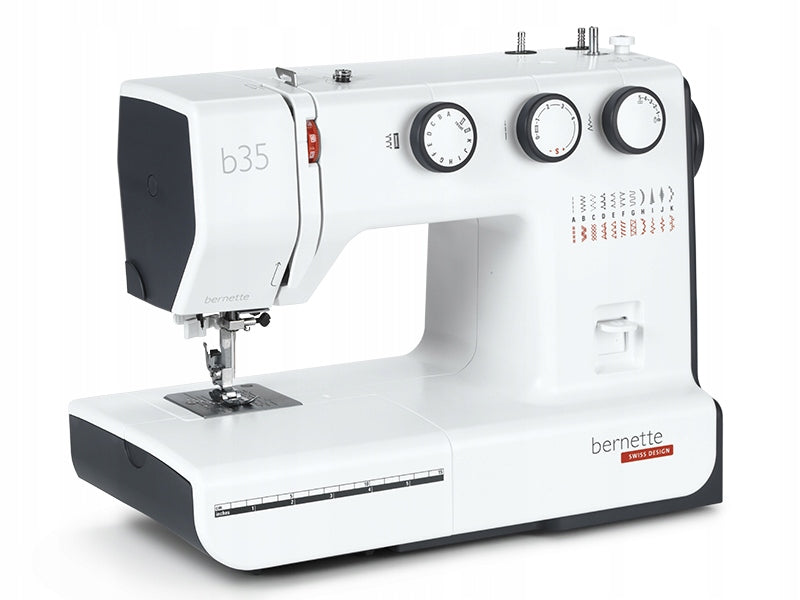 Home Sewing Machine Bernette B35 Solid Stitches 23 Threader Cover Packaging status original