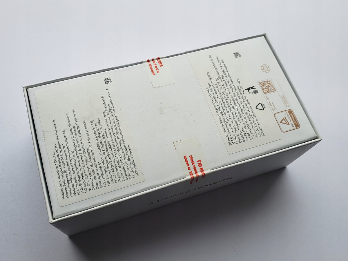 Huawei P Smart Z 4 GB / 64 GB 4G (LTE) black without lock Salon Poland Headphones included no