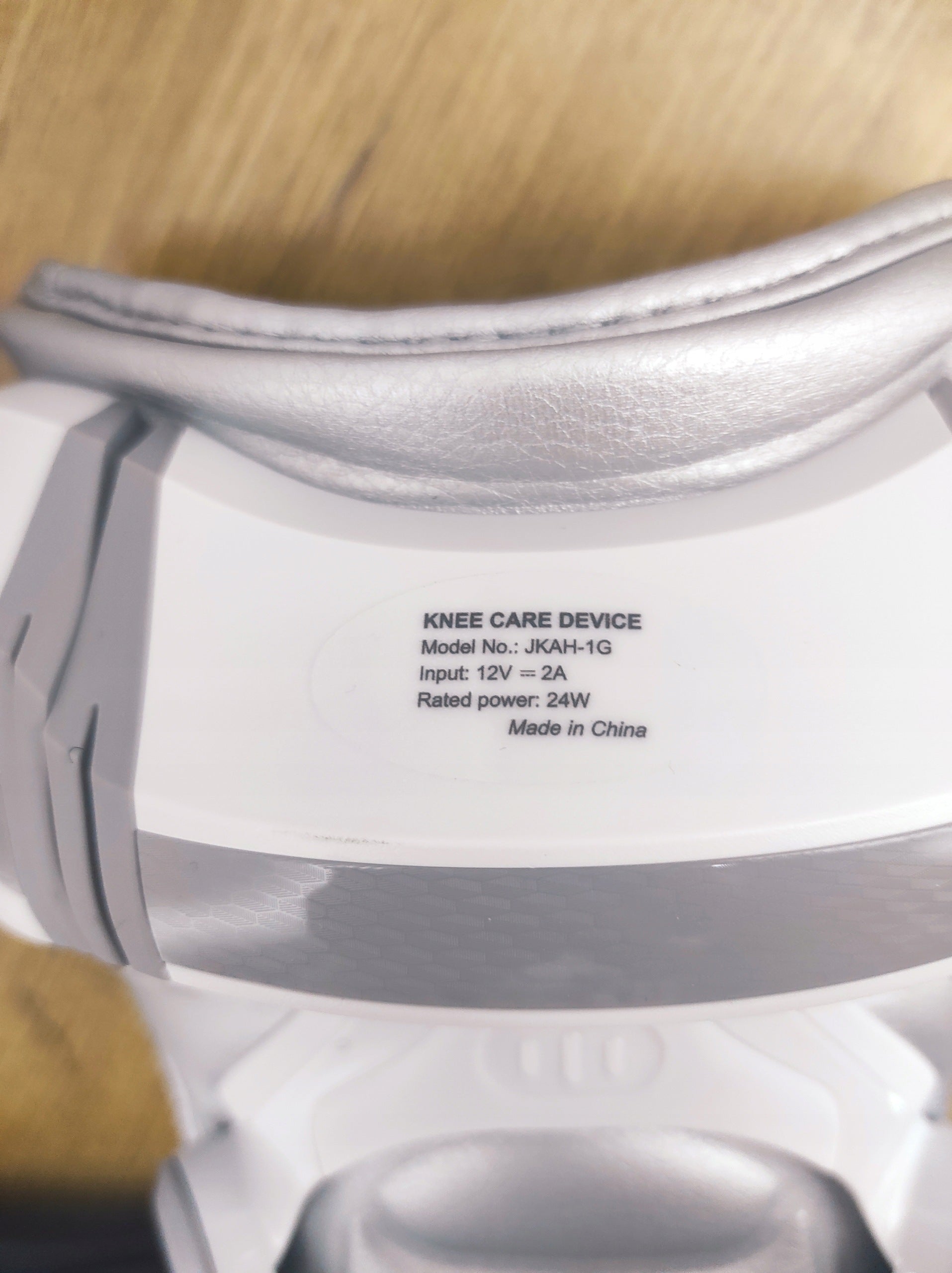 IKeener 3-in-1 Knee and Elbow Neck Massager with Cushions Packaging status original