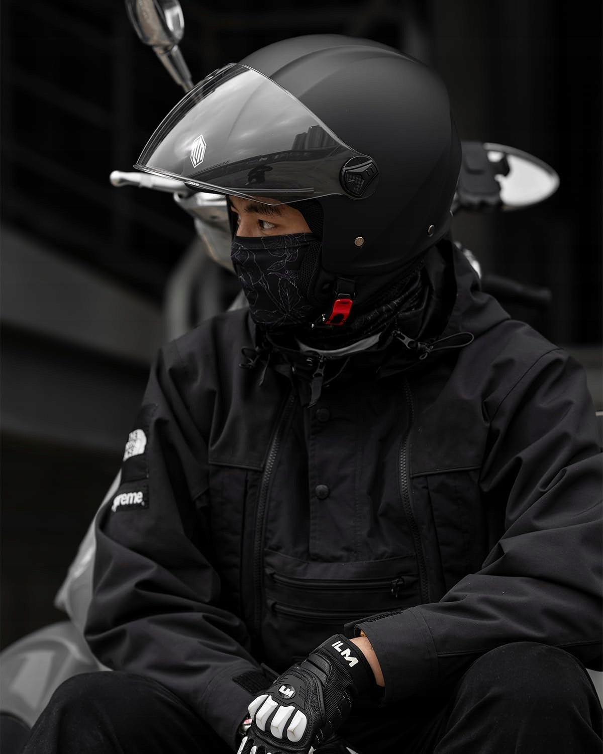 ILM Motorcycle jet ski helmet with visor with approval r.XL 4579 Size XL