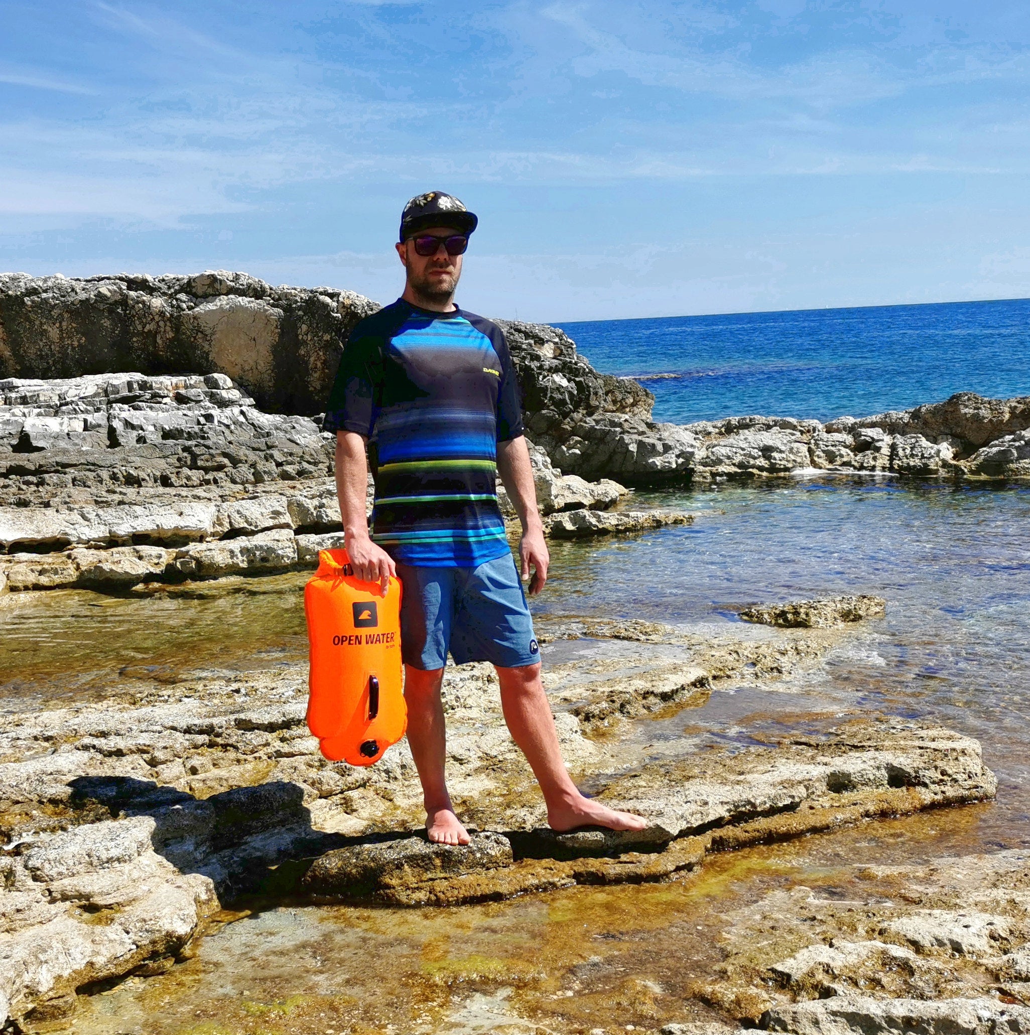 INFLATABLE SAFETY BUOY LARGE SWIMMING BUOY + 2in1 THING POCKET Manufacturer code Dmuchana bojka asekuracyjna pomarańczowa
