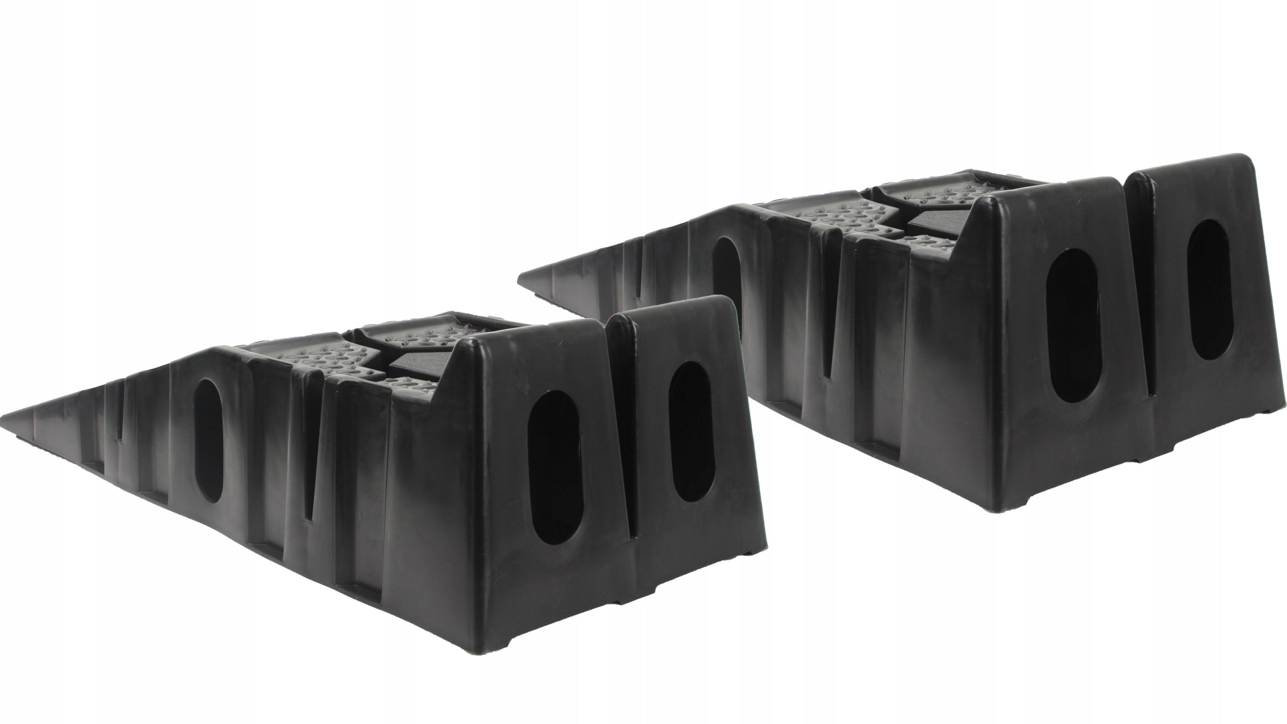 INRUN RAMPS DRIVEWAYS CAR RAMP SET OF 2 PIECES ORIGINAL MARPOL Brand Mar-Pol