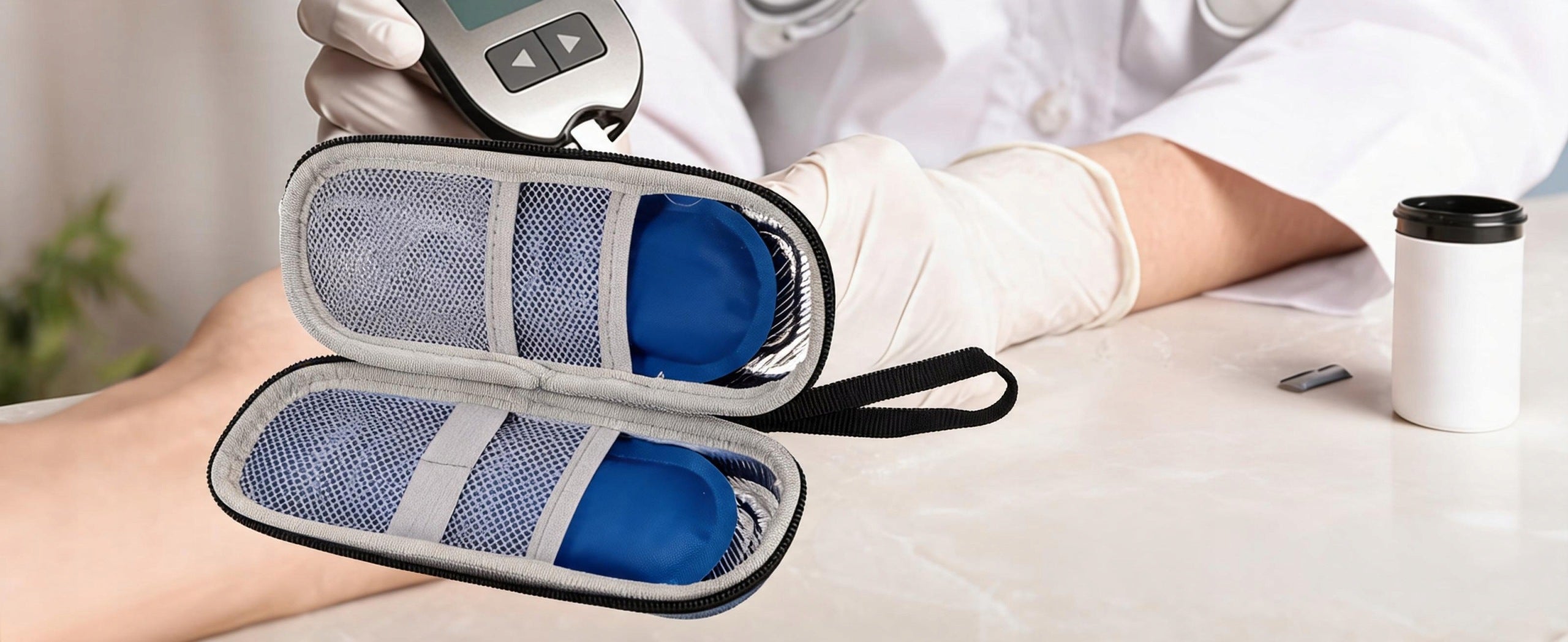 INSULIN COOLING BAG SET + 2 COOLING PADS FOR USE Medical device no