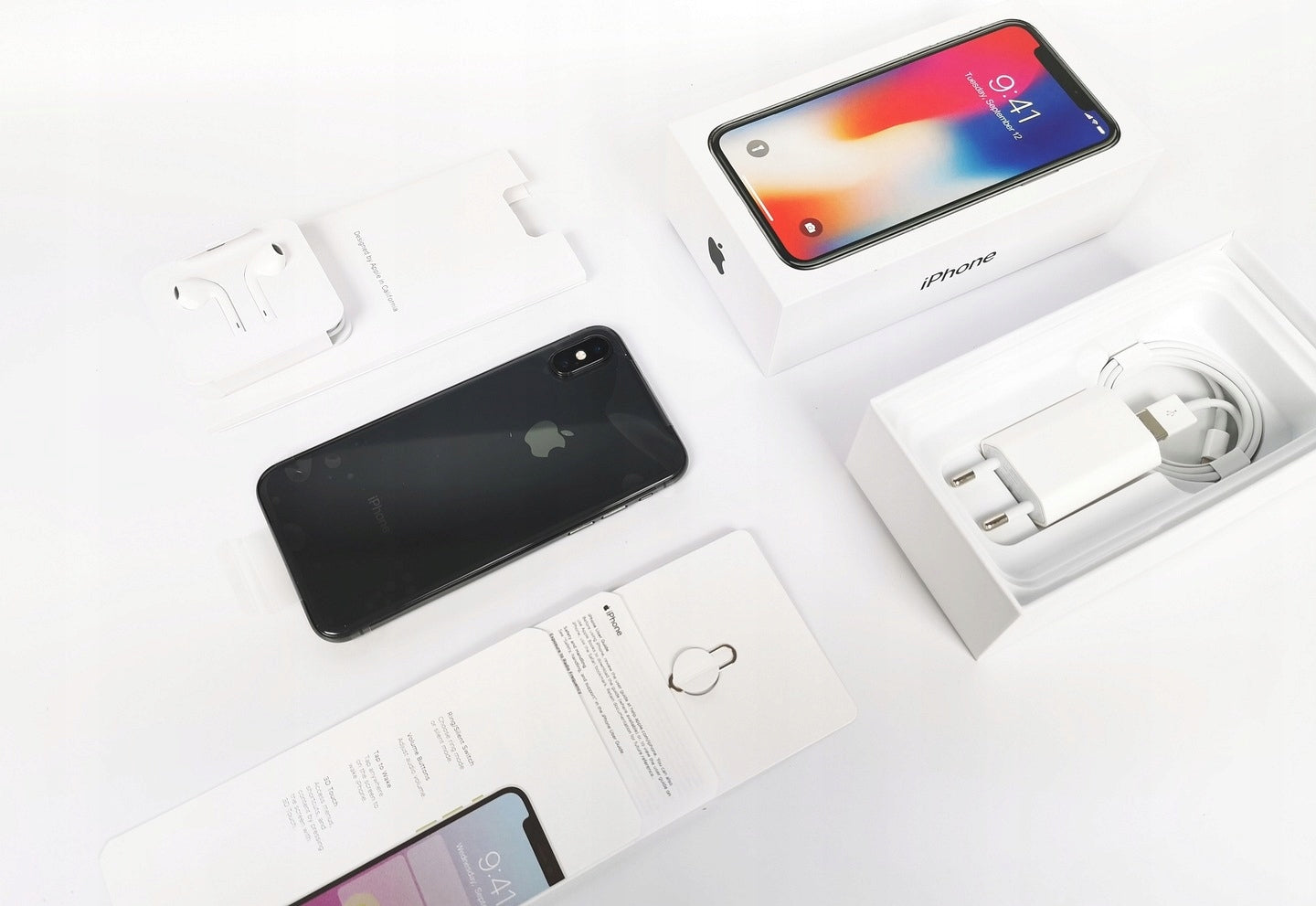 IPHONE X 3GB 64GB Factory Foil, Full Set Charger included no