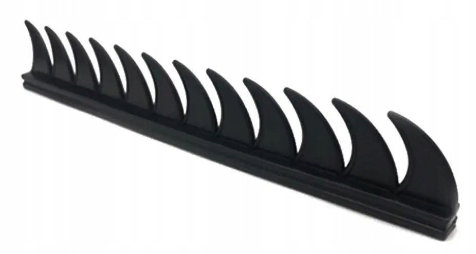 IROQUOIS HORNS DRAGON HELMET ORNAMENT RUBBER SAW LARGE DECENT Customs tariff code 39269097