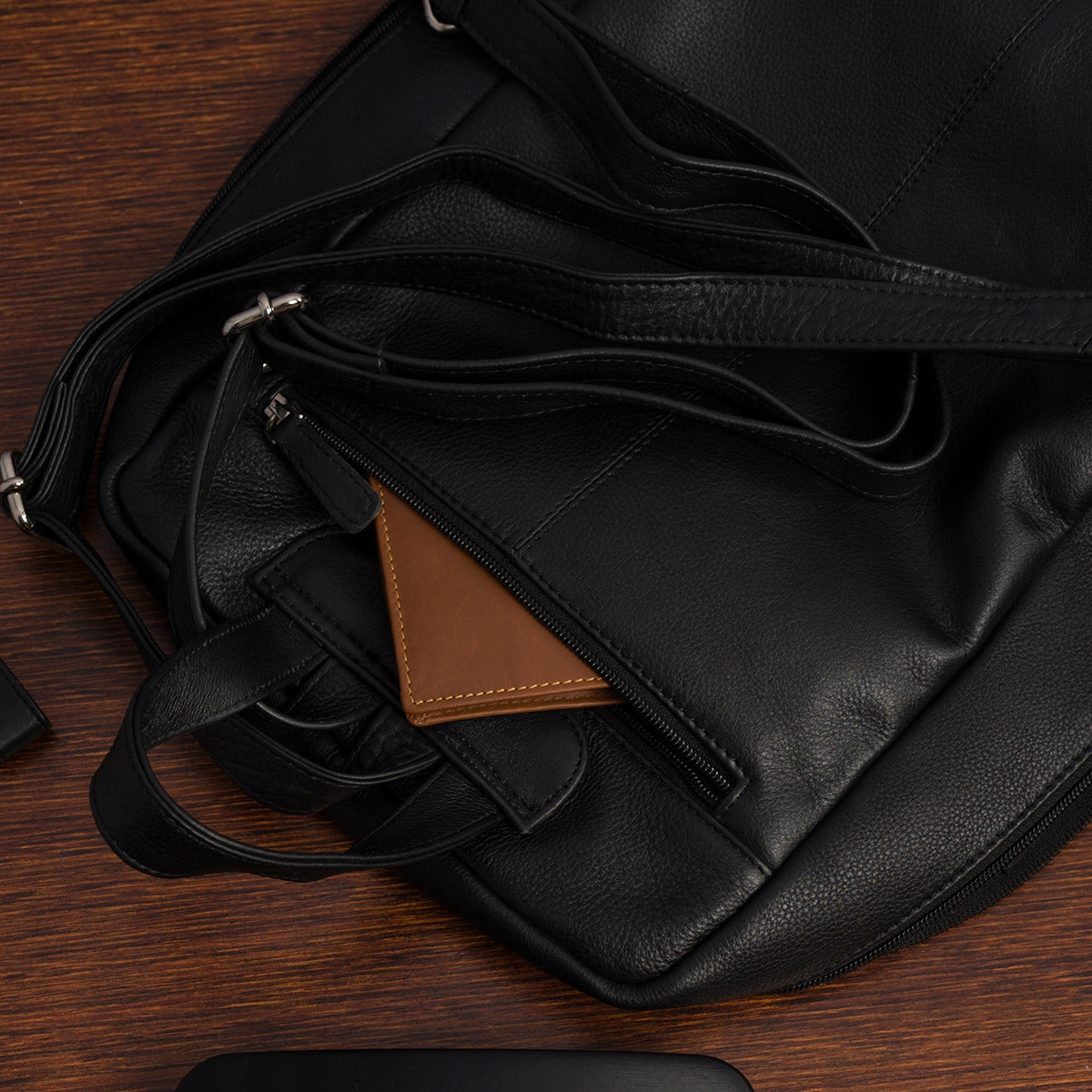 Impressive women's leather backpack A4 large Beltimore organized PREMIUM Additional features zipper with pockets