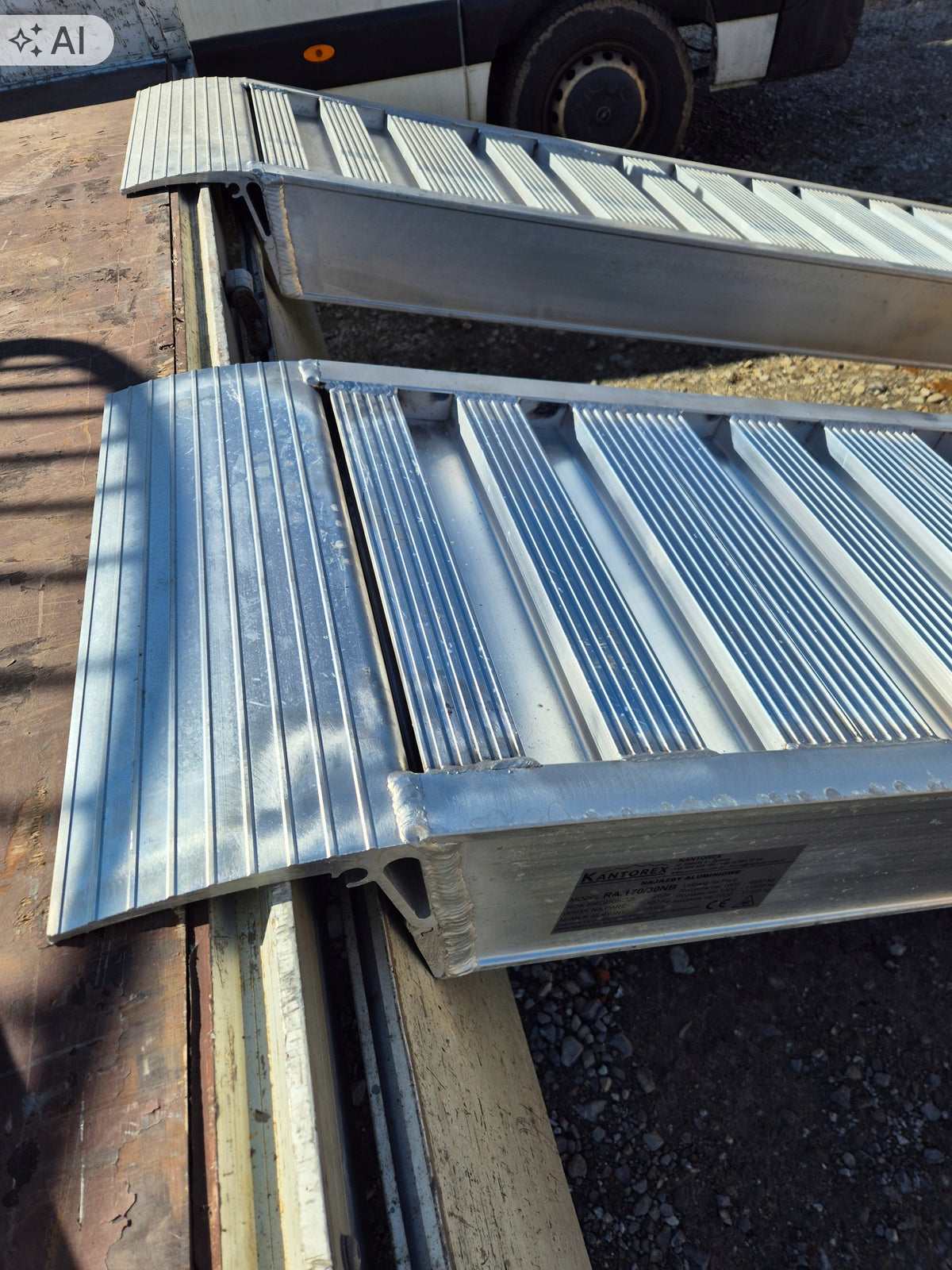 Inrun aluminum ramps 3m to 11950kg, Italian quality, proven supplier Brand no brand