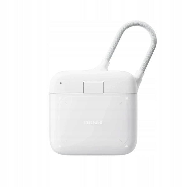 Insta360 2-in-1 Card Reader + Case | Memory Card Reader with Case