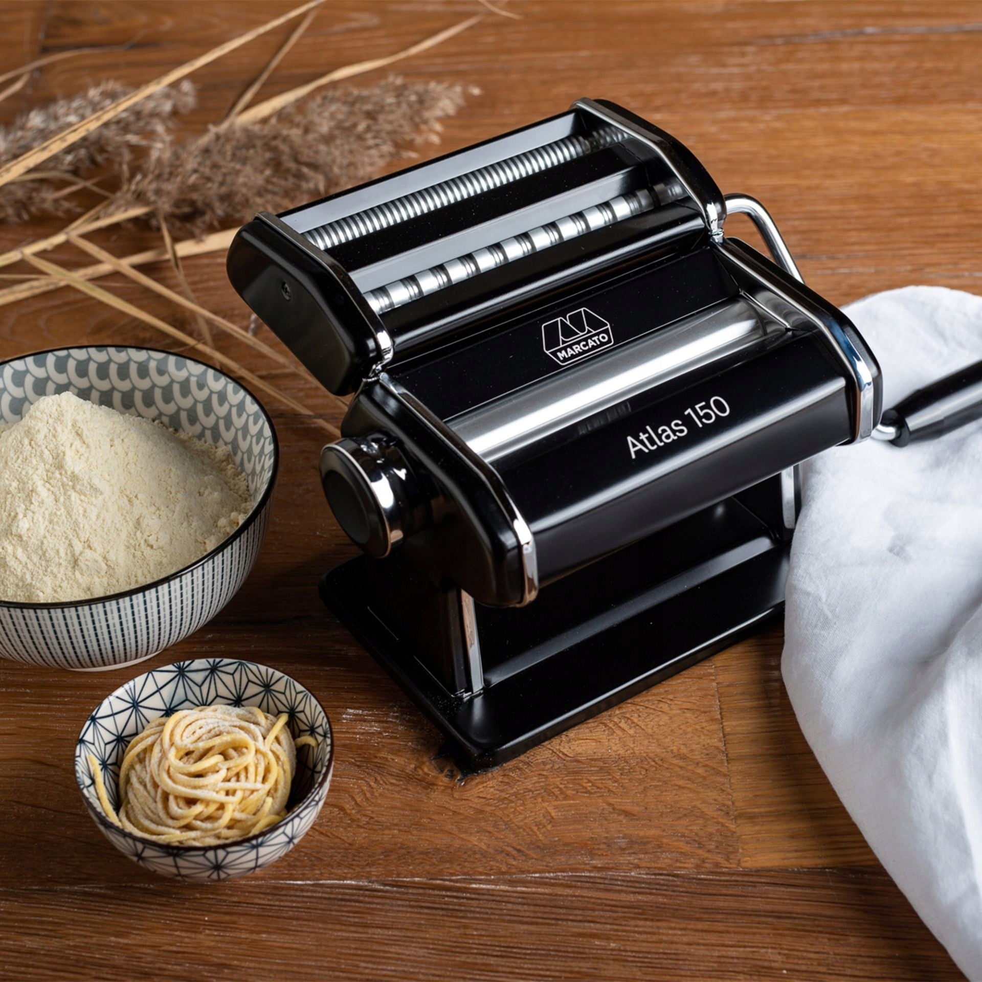 Italian Pasta and rolling machine cisata Marcato Atlas 150 BLACK EAN (GTIN) 8000011002491