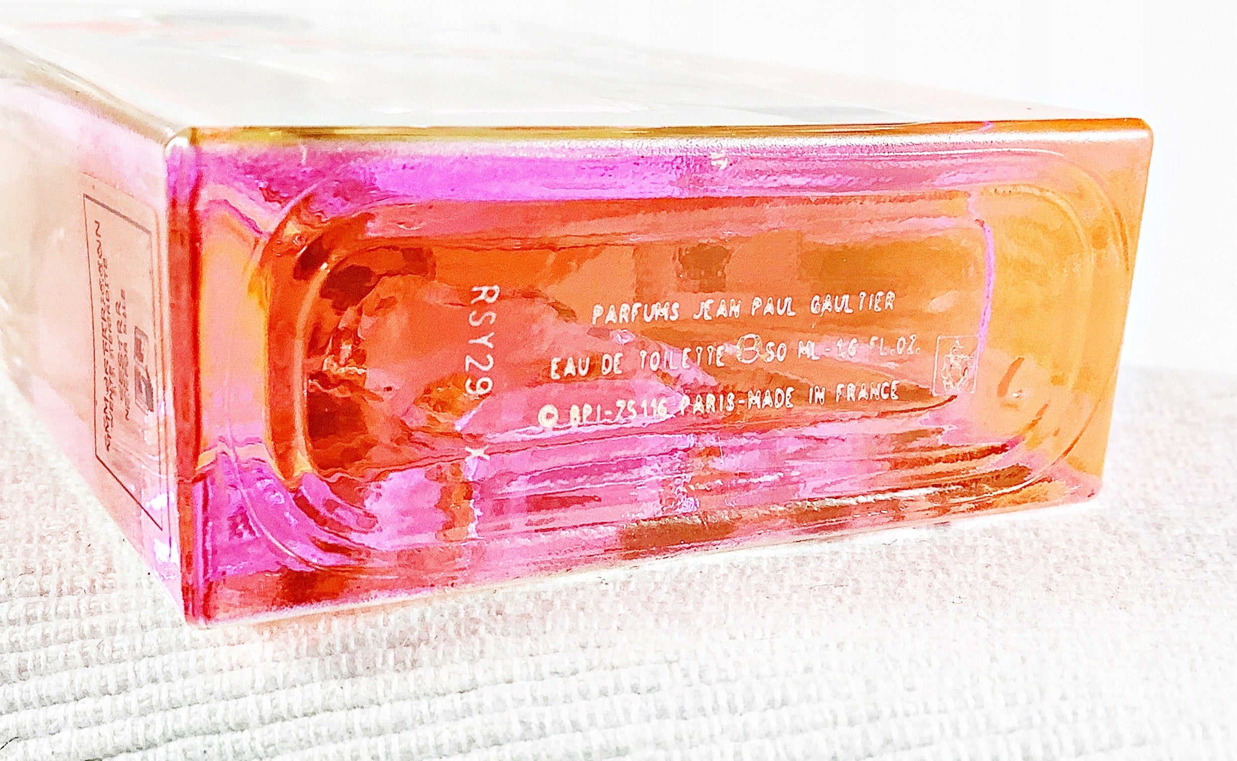 JEAN PAUL GAULTIER MADAME KISS ME LOVE ME 50 ML EAU DE TOILETTE UNIQUE Packaging volume 50 ml