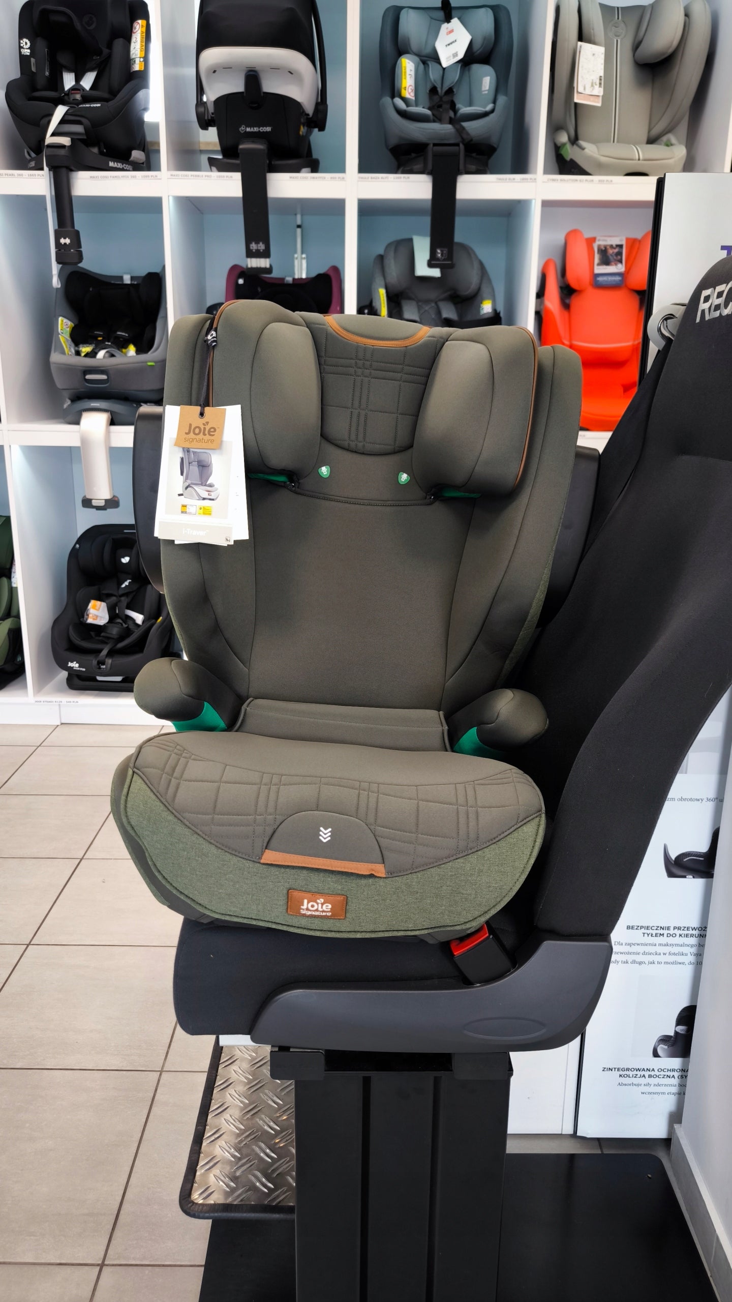 Joie i-Traver Signature i-Size Car Seat - Pine + G Brand Joie