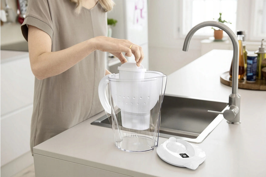 Jug Brita Marella Cool 2,4 L white without cartridges Manufacturer code Cool