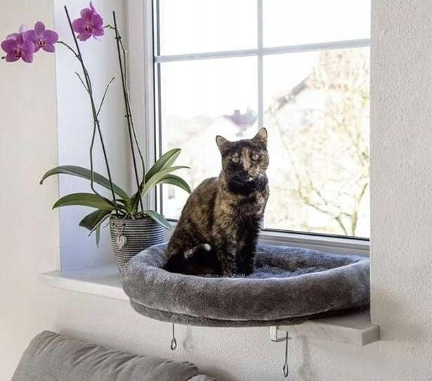KERBL bed dog cat couch for window sill 55 cm
