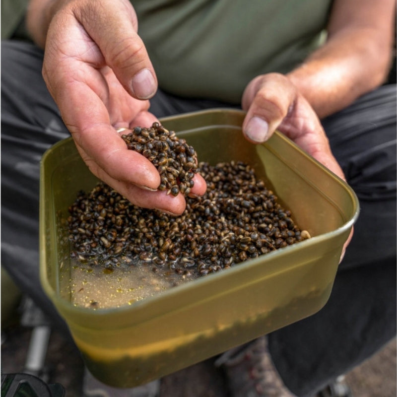 KORUM Bait box with lockable lid BAIT TUB 1.2l Brand Korum