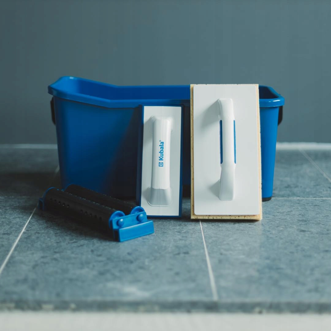 KUBALA GROUTING TILE BUCKET WITH GRID ROLLS AND TROWELS SET Packaging status original