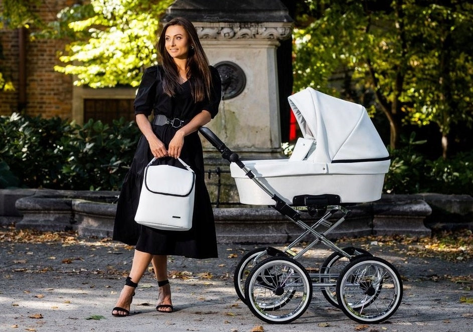 KUNERT Romantic beige stroller 1in1 color 12 Manufacturer code ROM-12 czarna rama