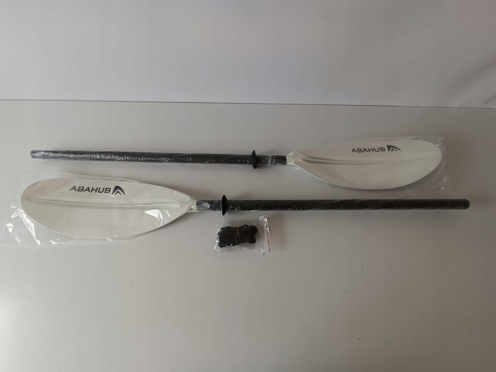Kayak Paddle 90.5” Aluminium 2-Piece 230 cm Lightweight with Rope Brand Abahub