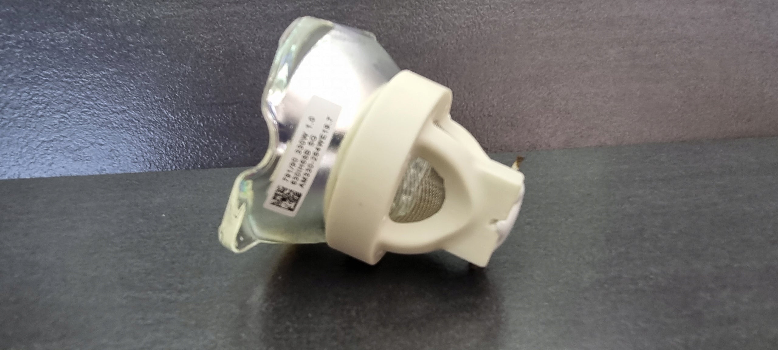 LAM PANSONIC PT-EX600 PT-EX600E PT-EZ570 ET-LAE200 Brand Panasonic