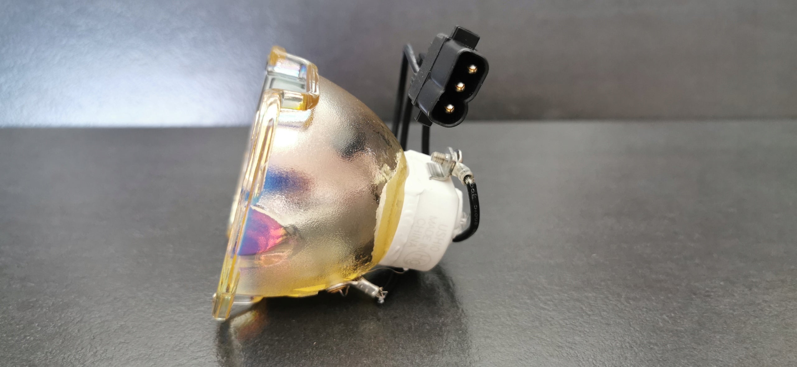 LAMP PT-AH1000 PT-AH1000E PT-AR100 PT-AR100U PT-LZ370 PT-LZ370E ET-LAA110 EAN (GTIN) 5904119103193