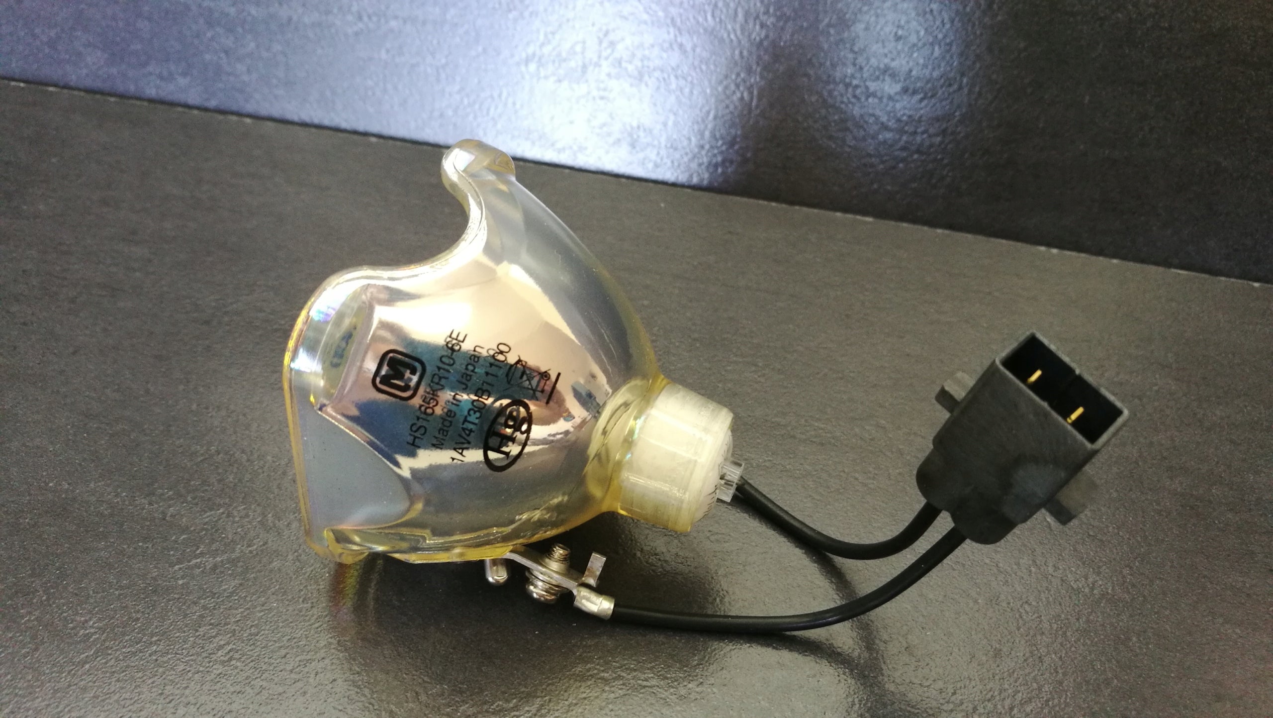 LAMPS SANYO PLV-Z800 PLC-Z1000 PLV-Z2000 PLV-Z2000C PLV-Z3000 PLV-Z700 Brand Sanyo