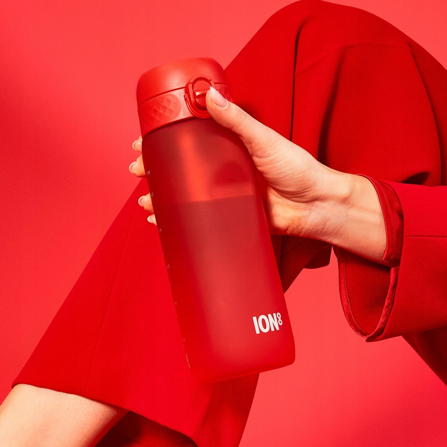LARGE BOTTLE -PREMIUM ELEGANT RED- CERTIFICATE PZH- ION8 0,75 L 750 Packaging status original