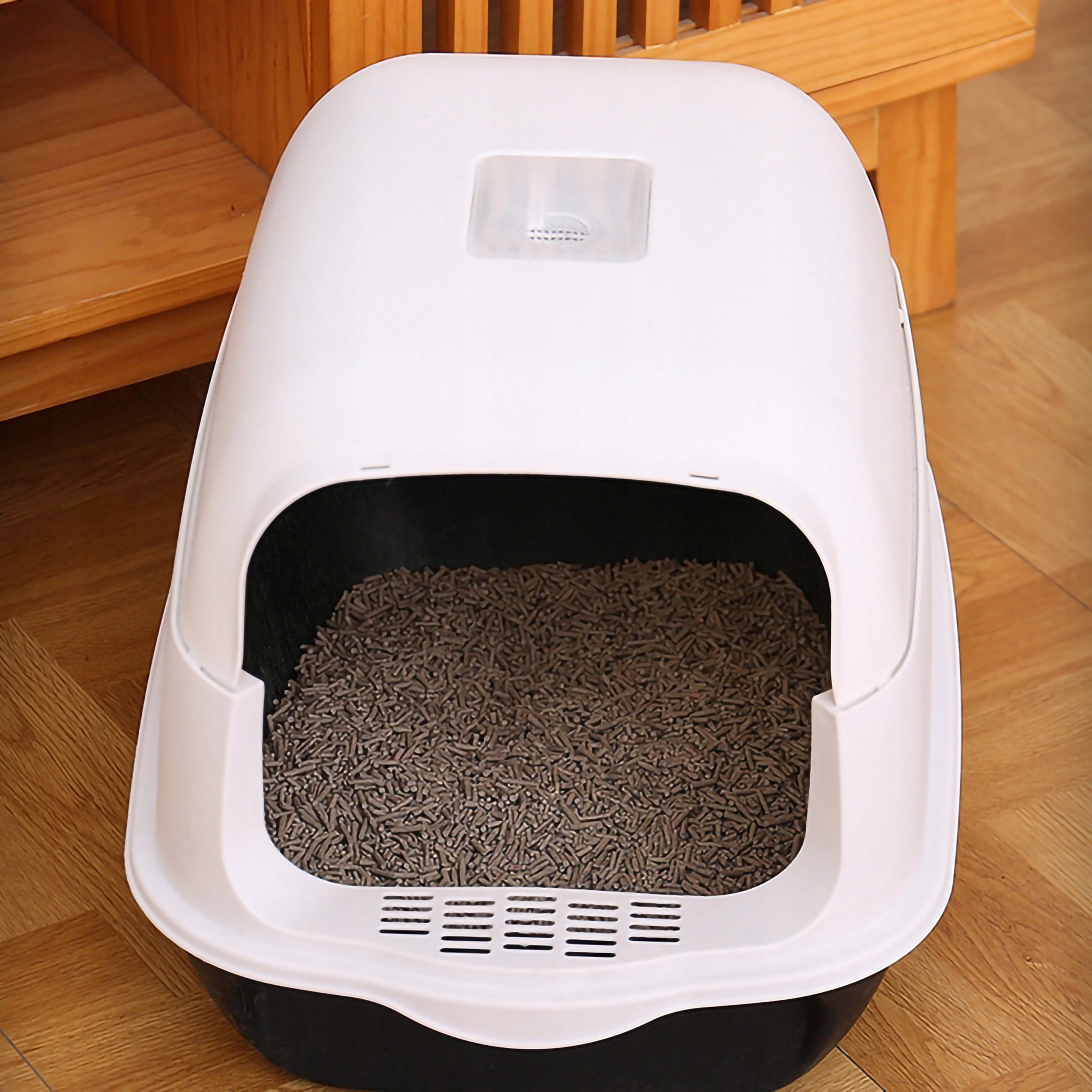 LARGE CLOSED CAT LITTER BOX with filter Trade name Czarna zamknięta kuweta na żwirek dla kota