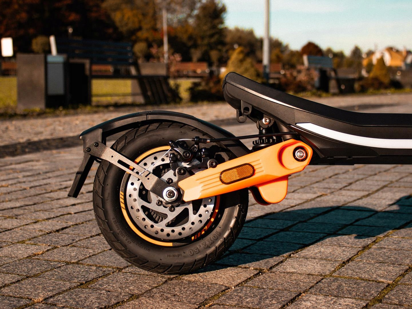 LARGE ELECTRIC SCOOTER LONG PLATFORM RANGE 60KM TECHLIFE R5 EAN (GTIN) 5906109605762