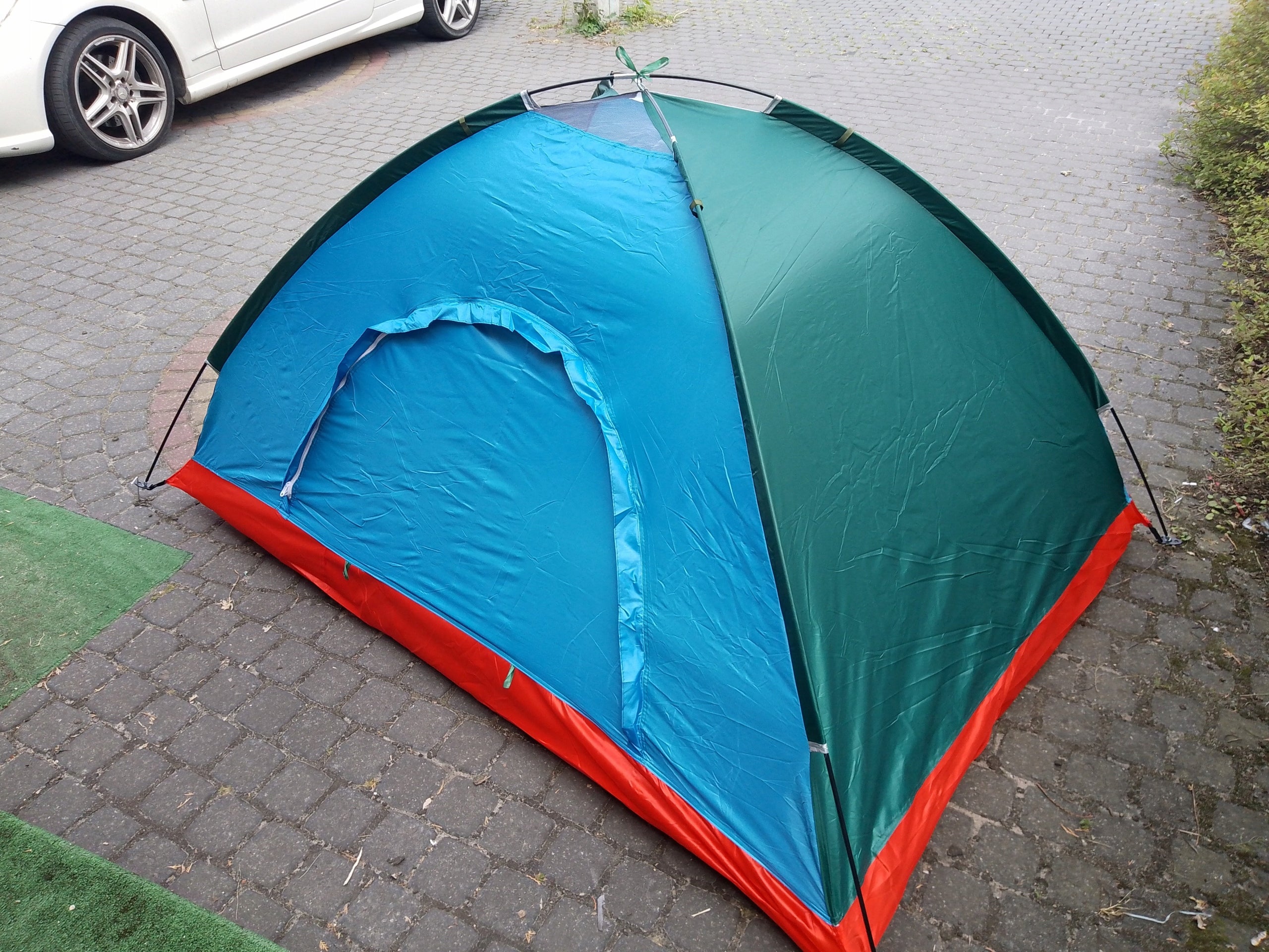 LARGE TOURIST TENT 3-PERSON IGLO 150x200 cm with mosquito net mix of colors Waterproofness 2000 mm